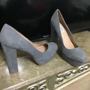 BRAND NEW, NEVER WORN. Steve Madden Pumps
